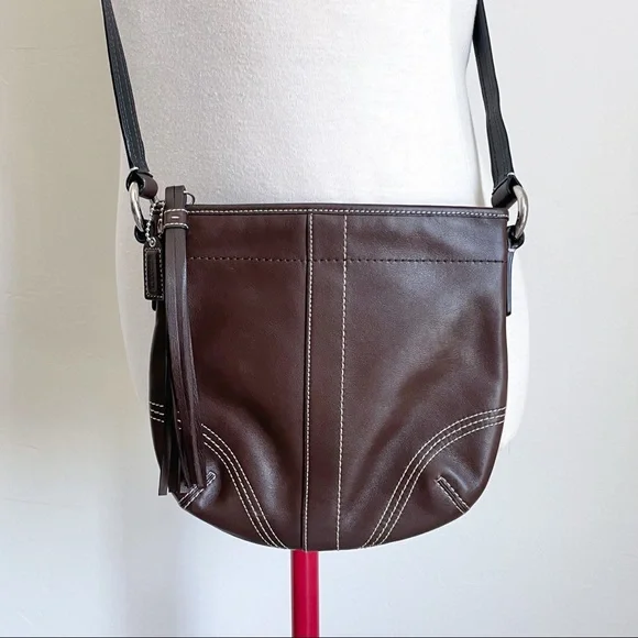 SOLD Coach Brown Leather Crossbody Tassel Zip Purse - Picture 4 of 9